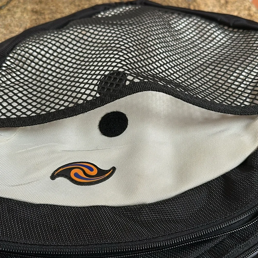 Everki Stile for Motion Sling Bag Black& Gray